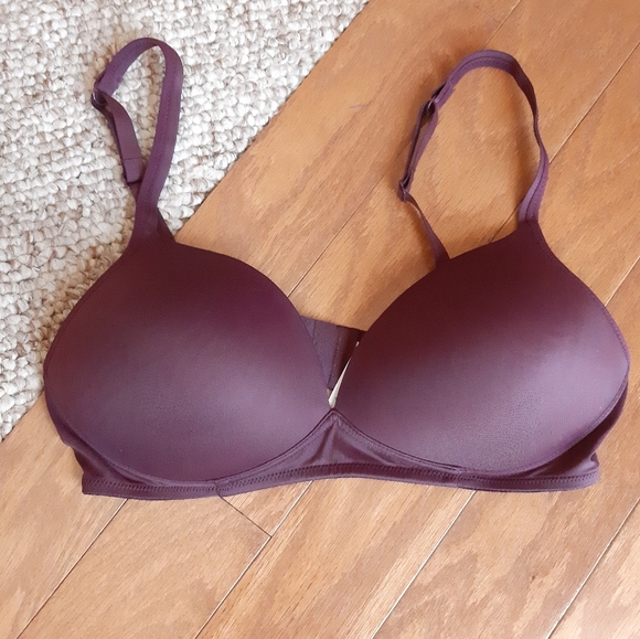 Warner's/ Barely There Bra Bundle size 36B - Picture 3 of 8